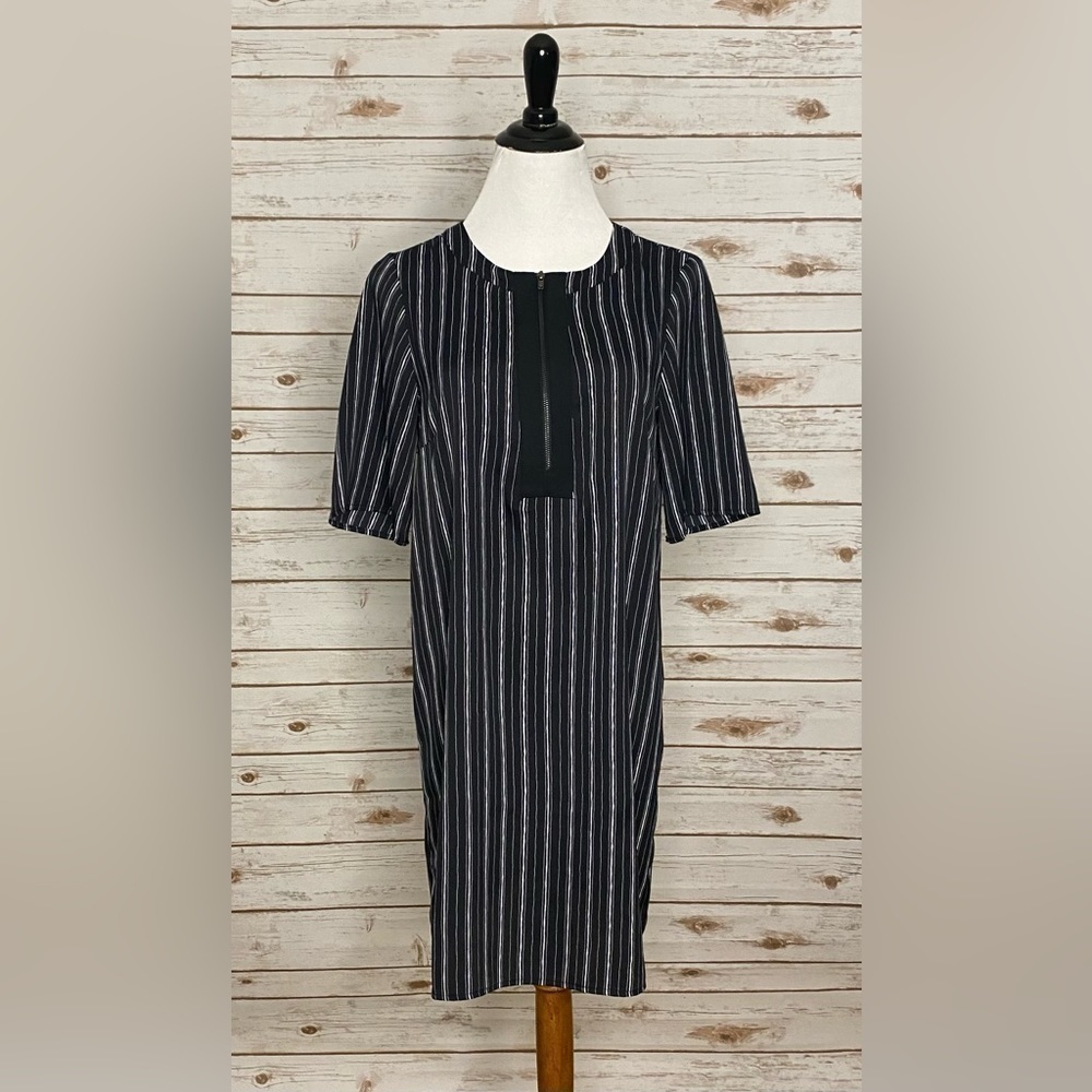 BCBG Max Azria black/white officecore striped shift mini dress